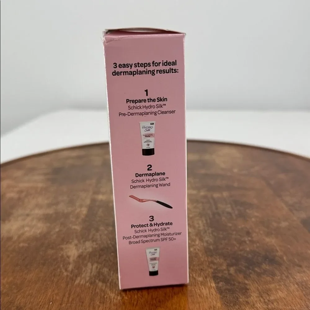 Schick Hydro Silk Moisturizer Post Dermaplaing SPF 50+ 3 fl oz Tube Exp 10/25
